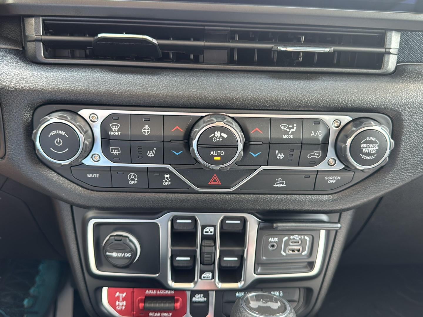 2026 Jeep Wrangler 4-Door Sport