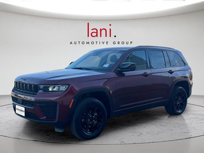 2026 Jeep Grand Cherokee Laredo Altitude