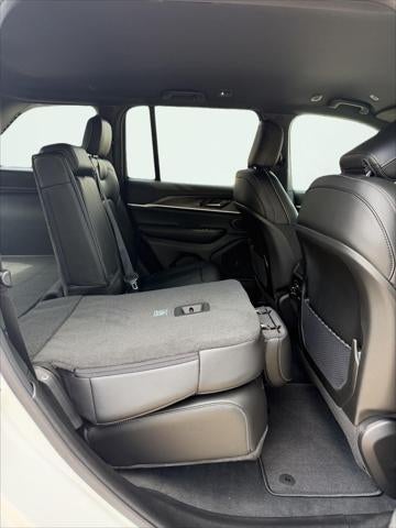 2027 Jeep Grand Cherokee GRAND CHEROKEE LIMITED 4X4