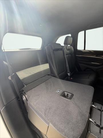 2027 Jeep Grand Cherokee GRAND CHEROKEE LIMITED 4X4