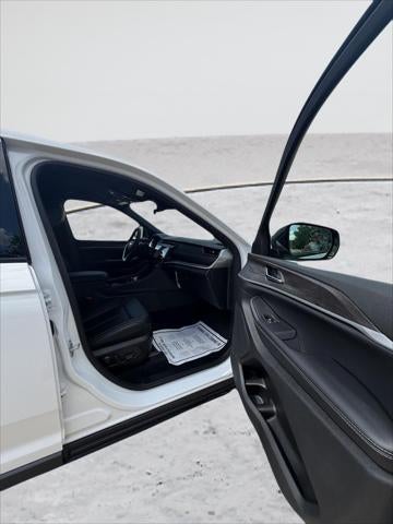 2027 Jeep Grand Cherokee GRAND CHEROKEE LIMITED 4X4