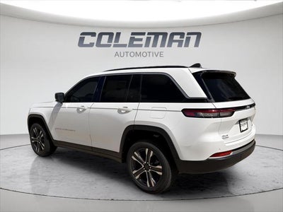 2027 Jeep Grand Cherokee GRAND CHEROKEE LIMITED 4X4