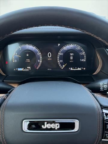 2027 Jeep Grand Cherokee GRAND CHEROKEE SUMMIT 4X4