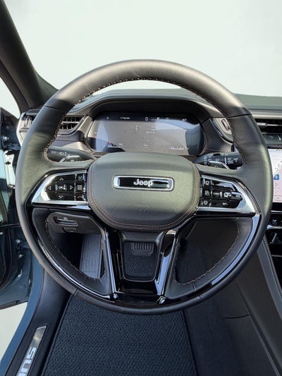 2027 Jeep Grand Cherokee GRAND CHEROKEE SUMMIT 4X4