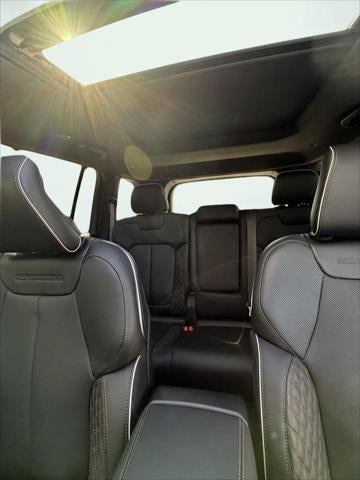 2027 Jeep Grand Cherokee GRAND CHEROKEE SUMMIT 4X4