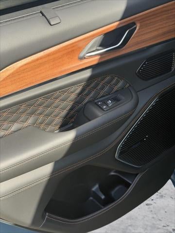 2027 Jeep Grand Cherokee GRAND CHEROKEE SUMMIT 4X4