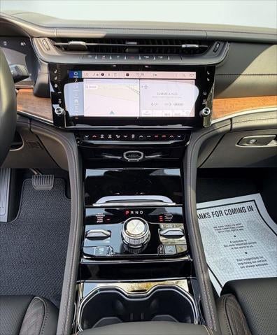2027 Jeep Grand Cherokee GRAND CHEROKEE SUMMIT 4X4