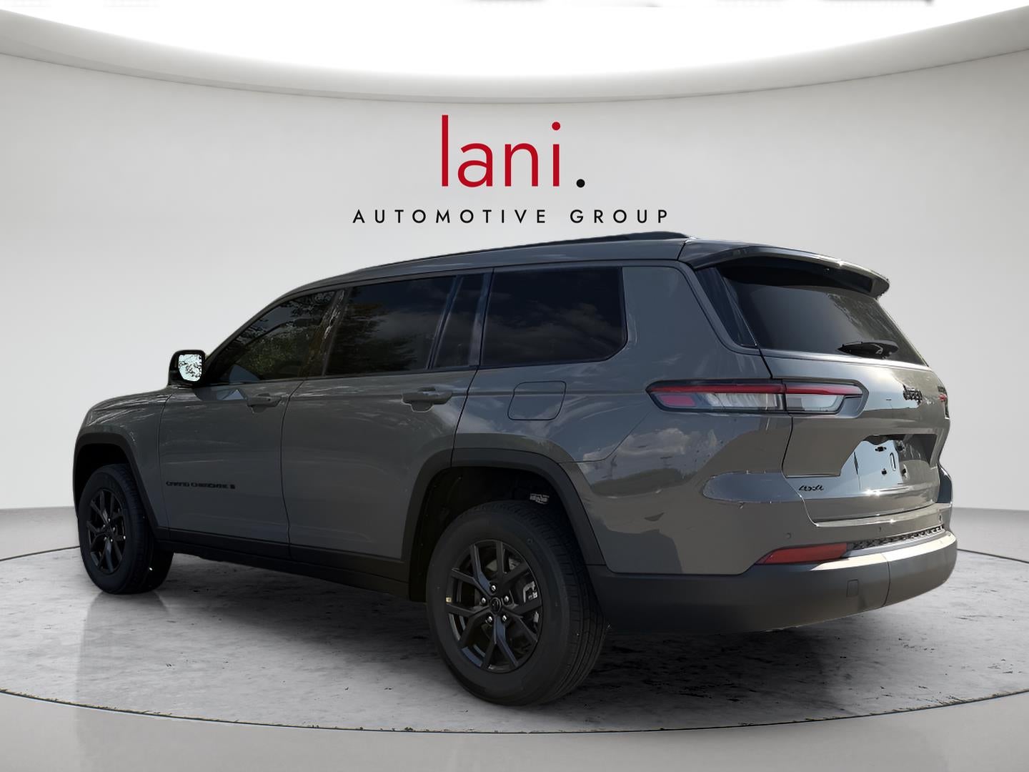 2027 Jeep Grand Cherokee GRAND CHEROKEE L LAREDO ALTITUDE 4X4