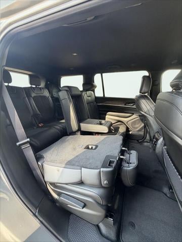 2027 Jeep Grand Cherokee GRAND CHEROKEE L LAREDO ALTITUDE 4X4