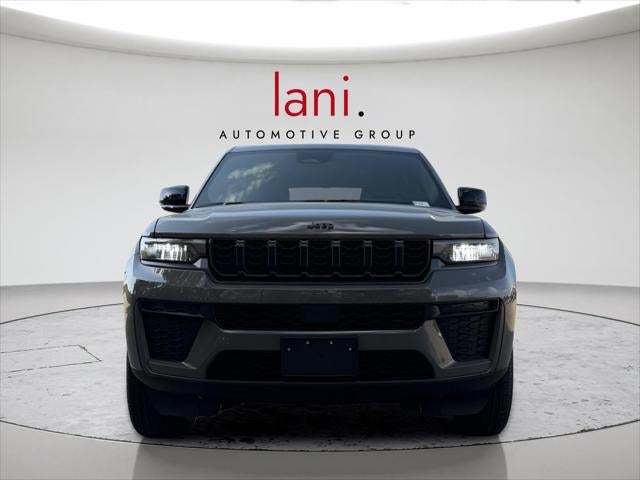 2027 Jeep Grand Cherokee GRAND CHEROKEE L LAREDO ALTITUDE 4X4