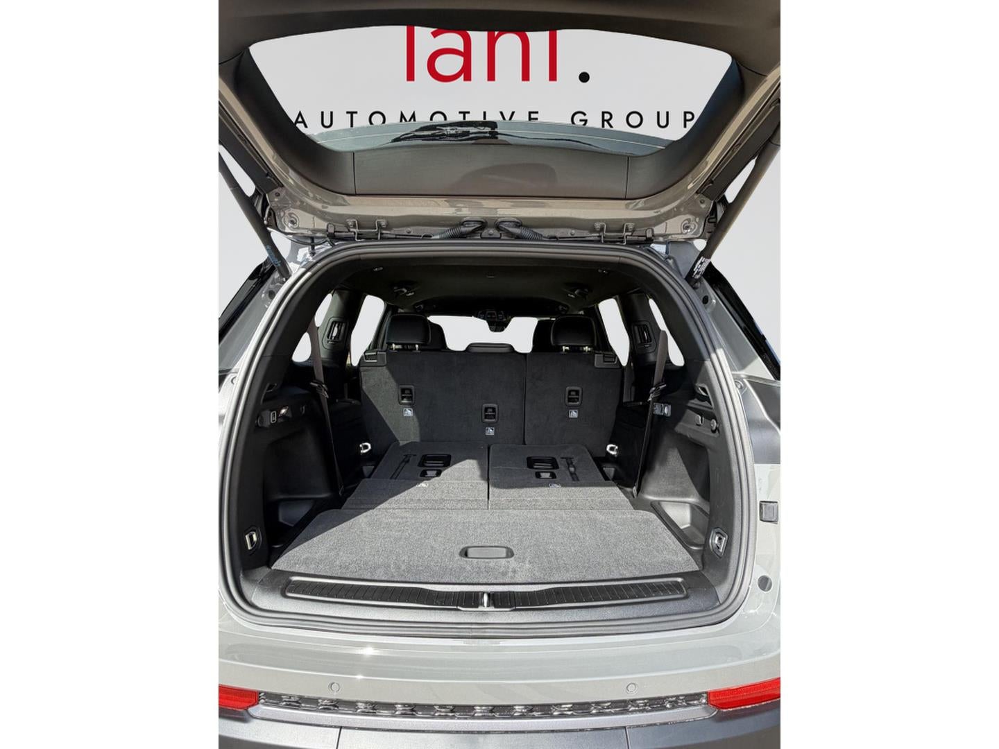 2027 Jeep Grand Cherokee GRAND CHEROKEE L LAREDO ALTITUDE 4X4