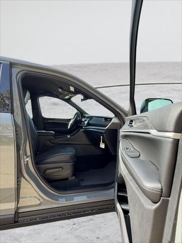 2027 Jeep Grand Cherokee GRAND CHEROKEE L LAREDO ALTITUDE 4X4