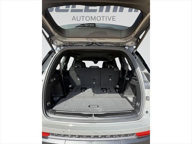 2027 Jeep Grand Cherokee GRAND CHEROKEE L LAREDO ALTITUDE 4X4