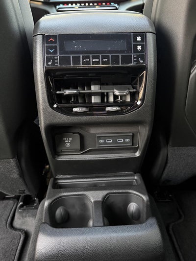 2027 Jeep Grand Cherokee GRAND CHEROKEE L LIMITED RESERVE 4X4