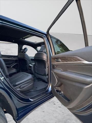 2027 Jeep Grand Cherokee GRAND CHEROKEE L LIMITED RESERVE 4X4