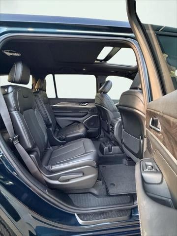 2027 Jeep Grand Cherokee GRAND CHEROKEE L LIMITED RESERVE 4X4