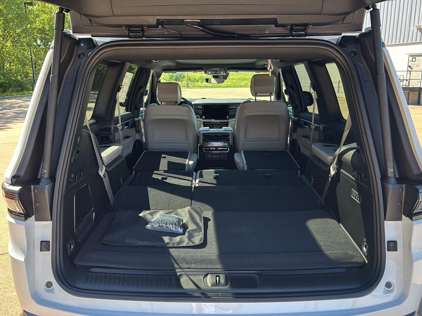 2026 Jeep Grand Wagoneer GRAND WAGONEER LIMITED ALTITUDE 4X4