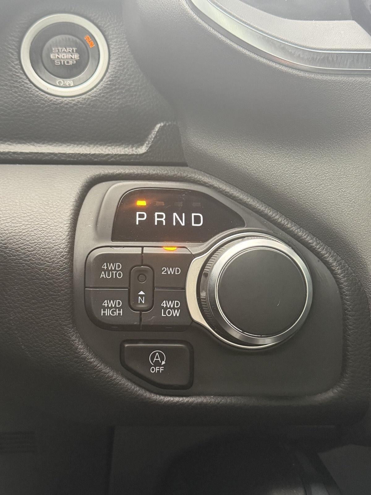 2025 RAM 1500 Big Horn Crew Cab 4x4 5'7' Box
