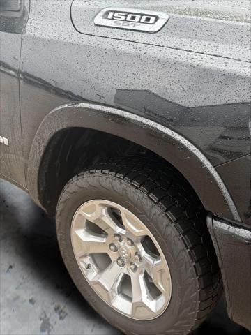 2025 RAM 1500 Big Horn Crew Cab 4x4 5'7' Box