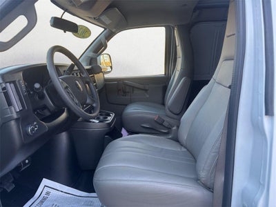 2025 Chevrolet Express Cargo Van RWD 2500 135