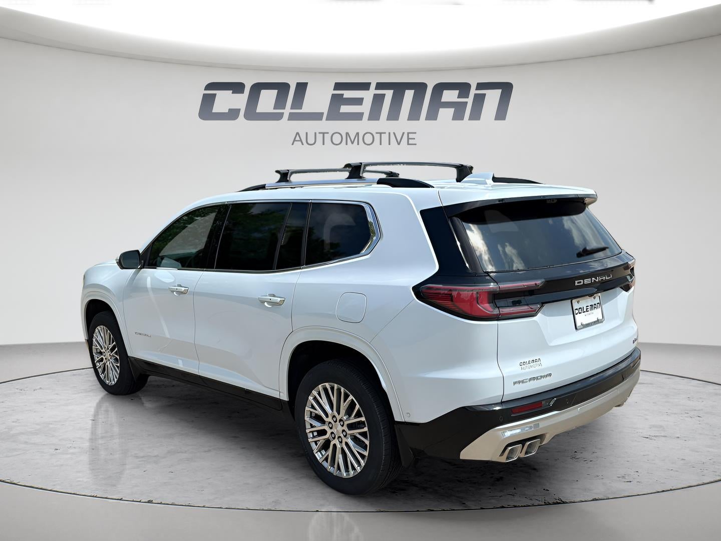 2026 GMC Acadia FWD Denali