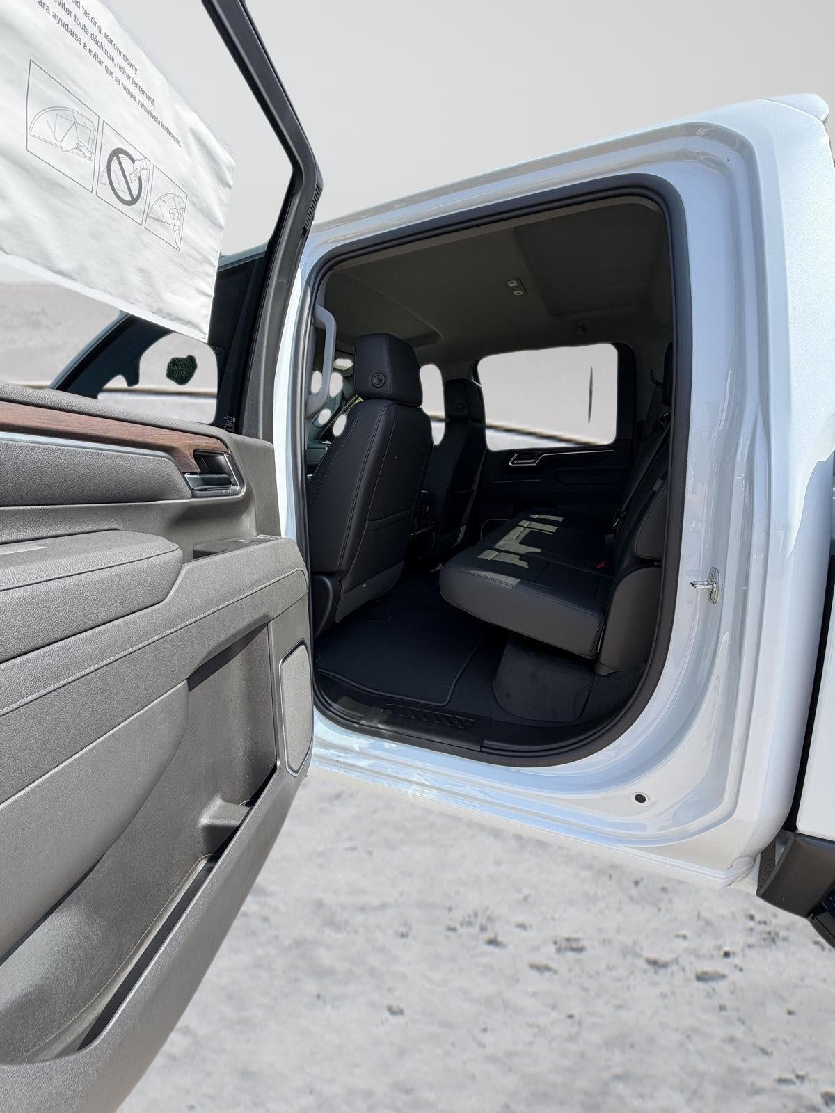 2026 GMC Sierra 2500HD SLT