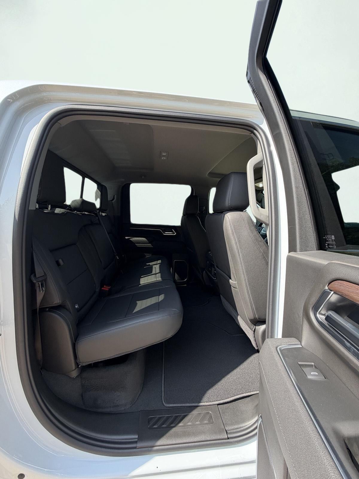 2026 GMC Sierra 2500HD SLT