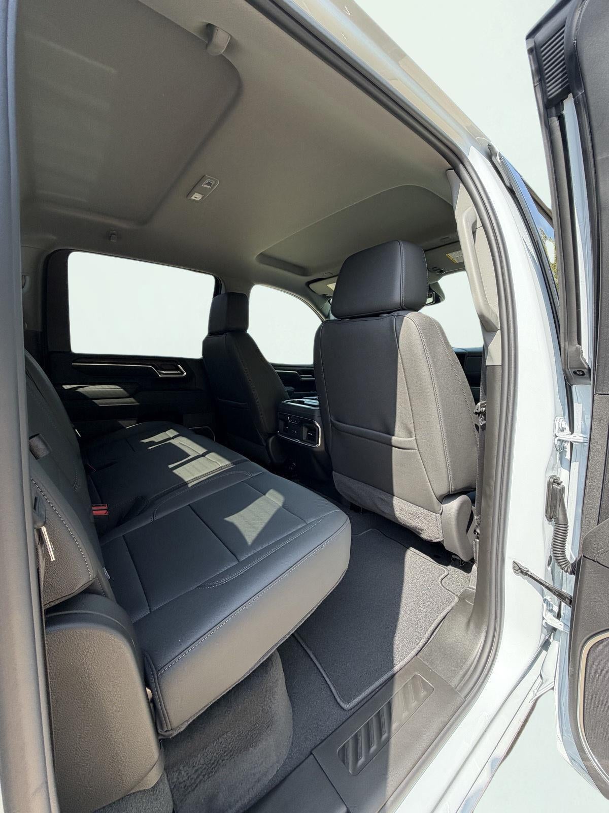 2026 GMC Sierra 2500HD SLT