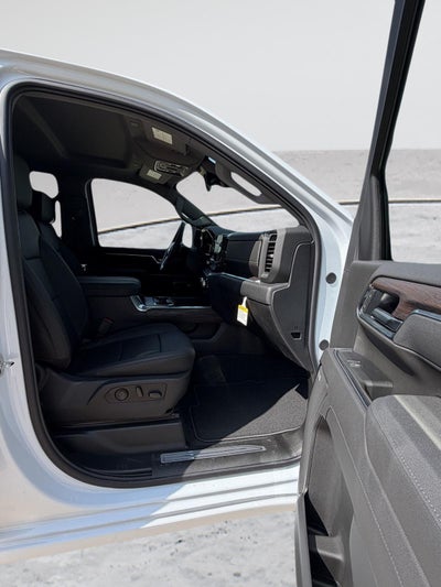 2026 GMC Sierra 2500HD SLT