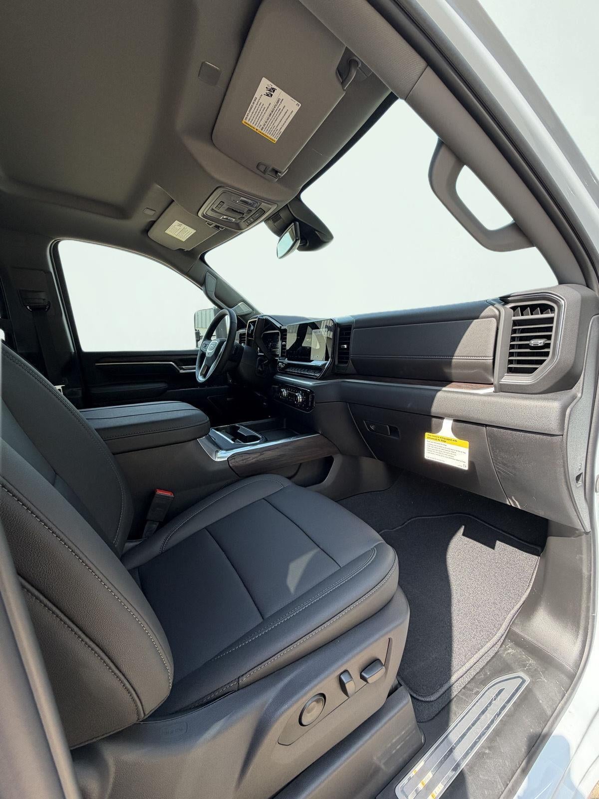 2026 GMC Sierra 2500HD SLT
