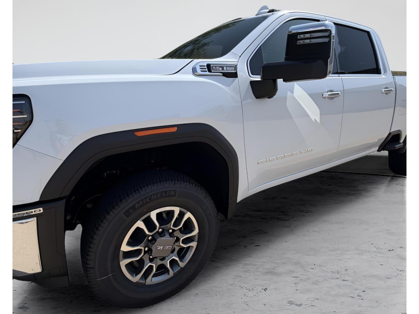 2026 GMC Sierra 2500HD SLT