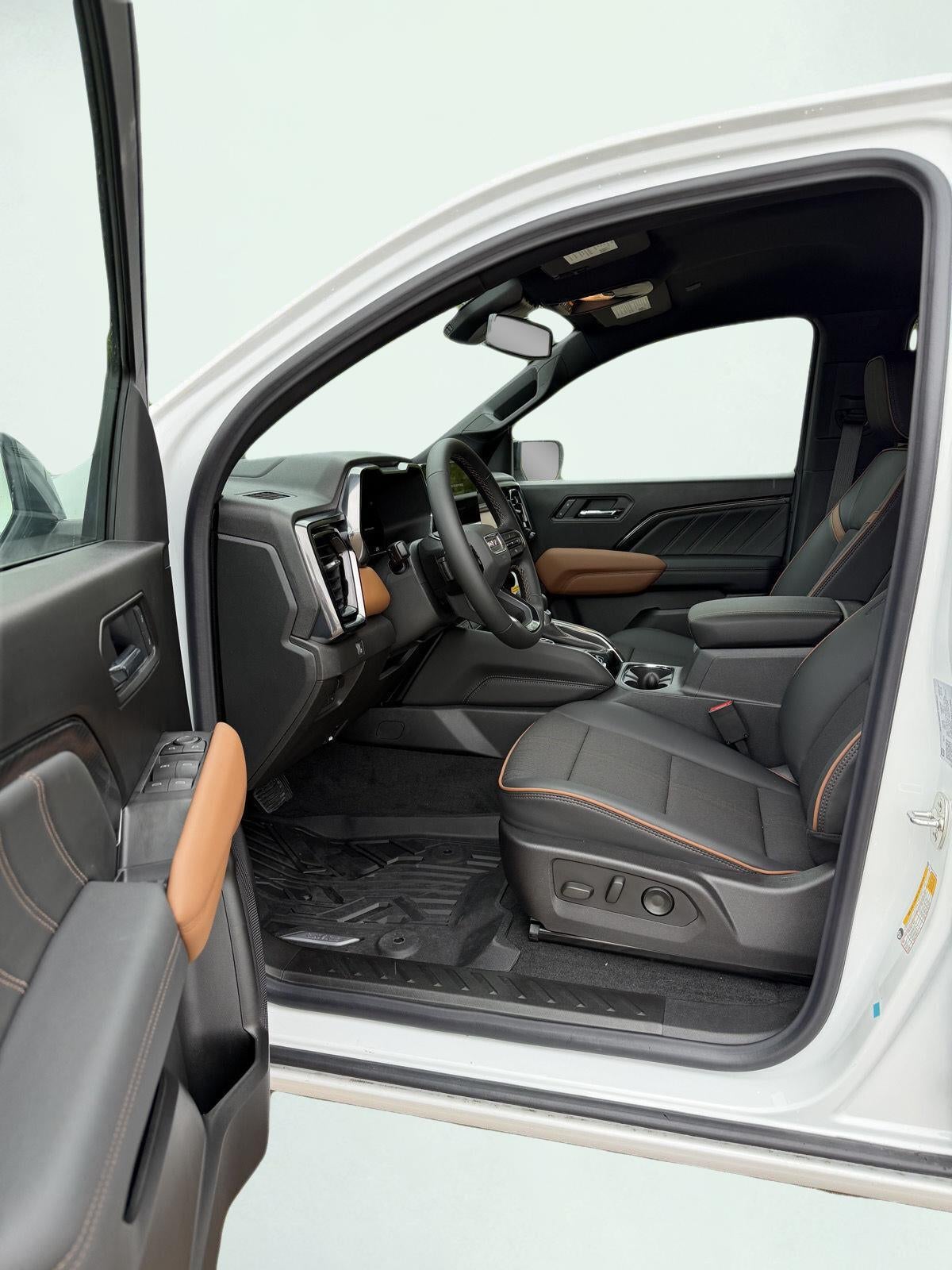 2026 GMC Canyon 4WD AT4