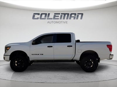 2019 Nissan TITAN SV