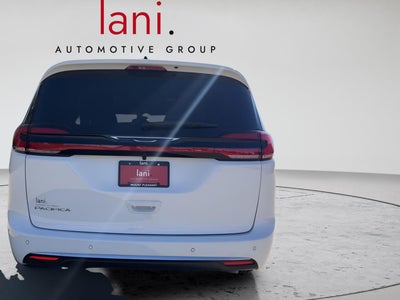 2027 Chrysler Pacifica PACIFICA SELECT