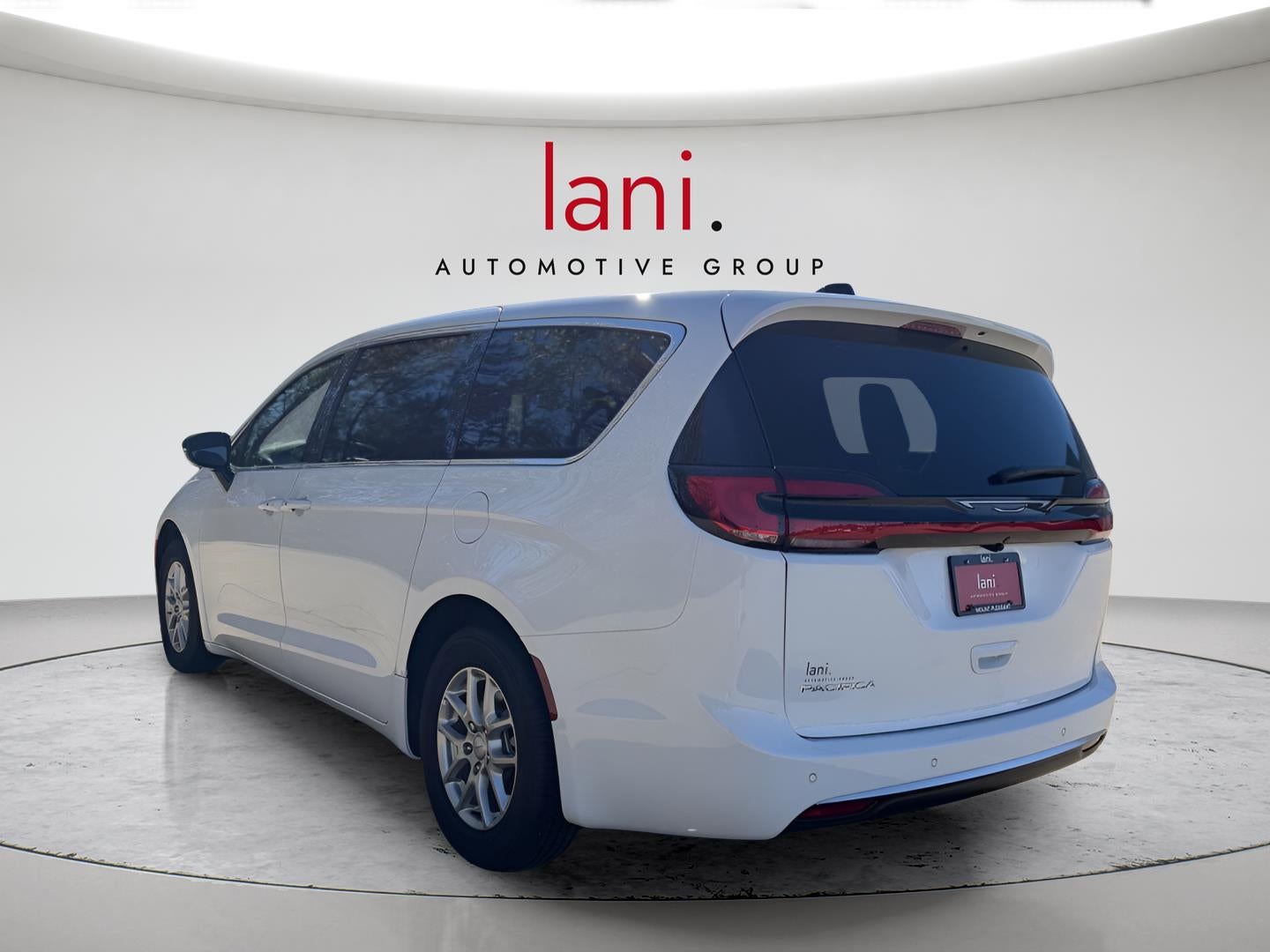 2027 Chrysler Pacifica PACIFICA SELECT