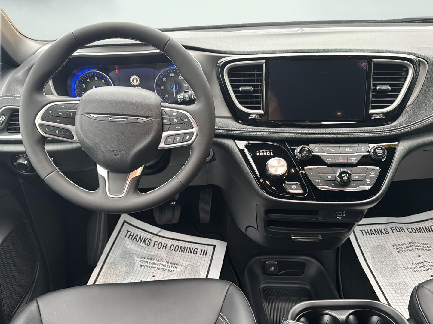 2027 Chrysler Pacifica Select