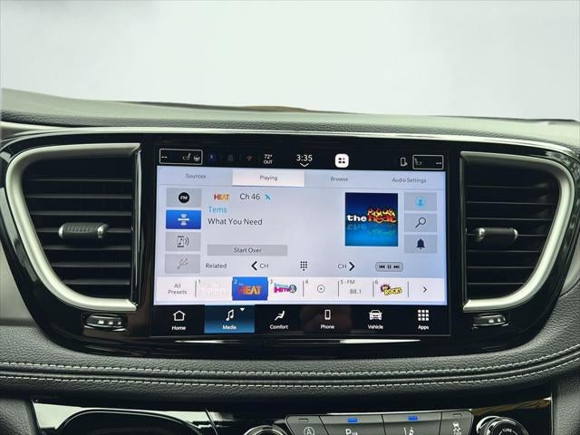 2027 Chrysler Pacifica PACIFICA SELECT