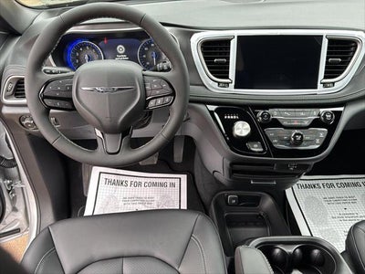 2026 Chrysler Pacifica PACIFICA SELECT AWD