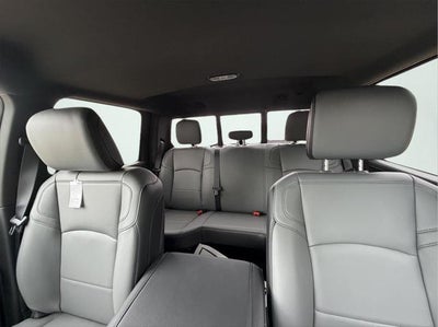 2027 RAM Ram 2500 RAM 2500 TRADESMAN CREW CAB 4X4 8' BOX