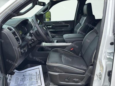 2026 RAM Ram 3500 RAM 3500 LARAMIE CREW CAB 4X4 8' BOX