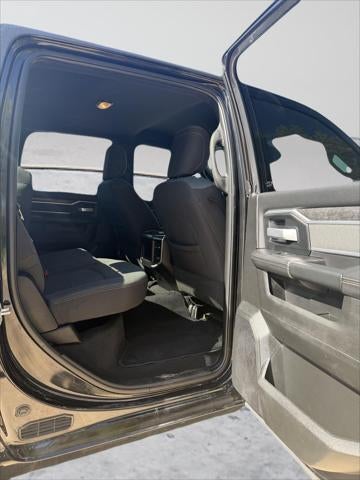 2023 RAM 2500 Big Horn Crew Cab 4x4 6'4' Box