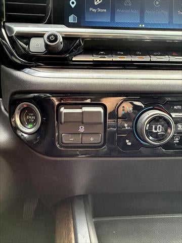 2023 Chevrolet Silverado 1500 4WD Crew Cab Short Bed High Country