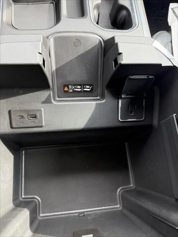2023 Chevrolet Silverado 1500 4WD Crew Cab Short Bed High Country
