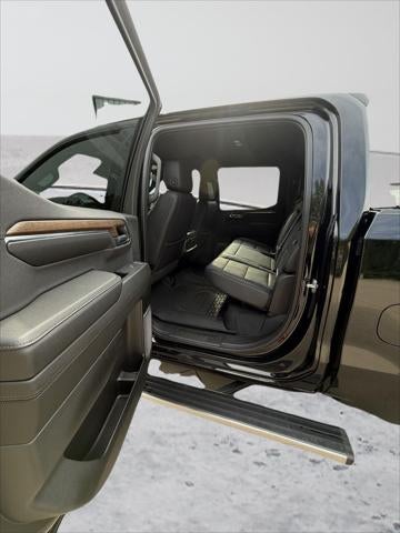 2023 Chevrolet Silverado 1500 4WD Crew Cab Short Bed High Country