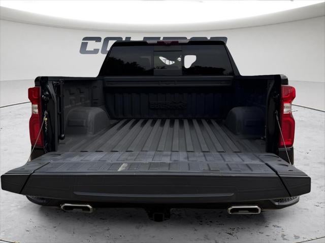 2023 Chevrolet Silverado 1500 4WD Crew Cab Short Bed High Country