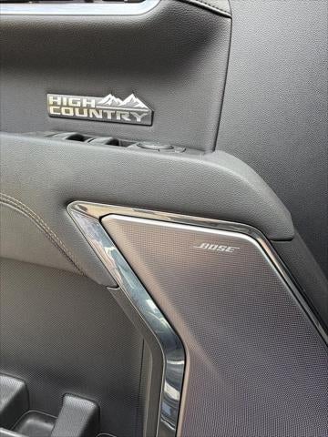 2023 Chevrolet Silverado 1500 4WD Crew Cab Short Bed High Country