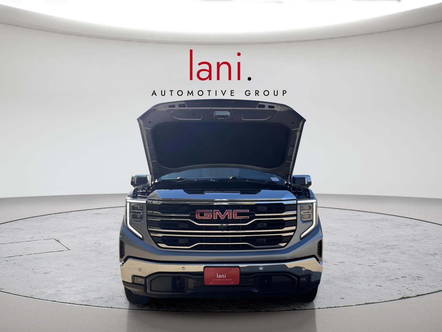 2025 GMC Sierra 1500 4WD Crew Cab Short Box SLT