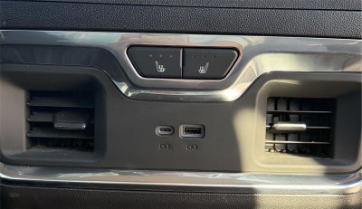 2025 GMC Sierra 1500 4WD Crew Cab Short Box SLT