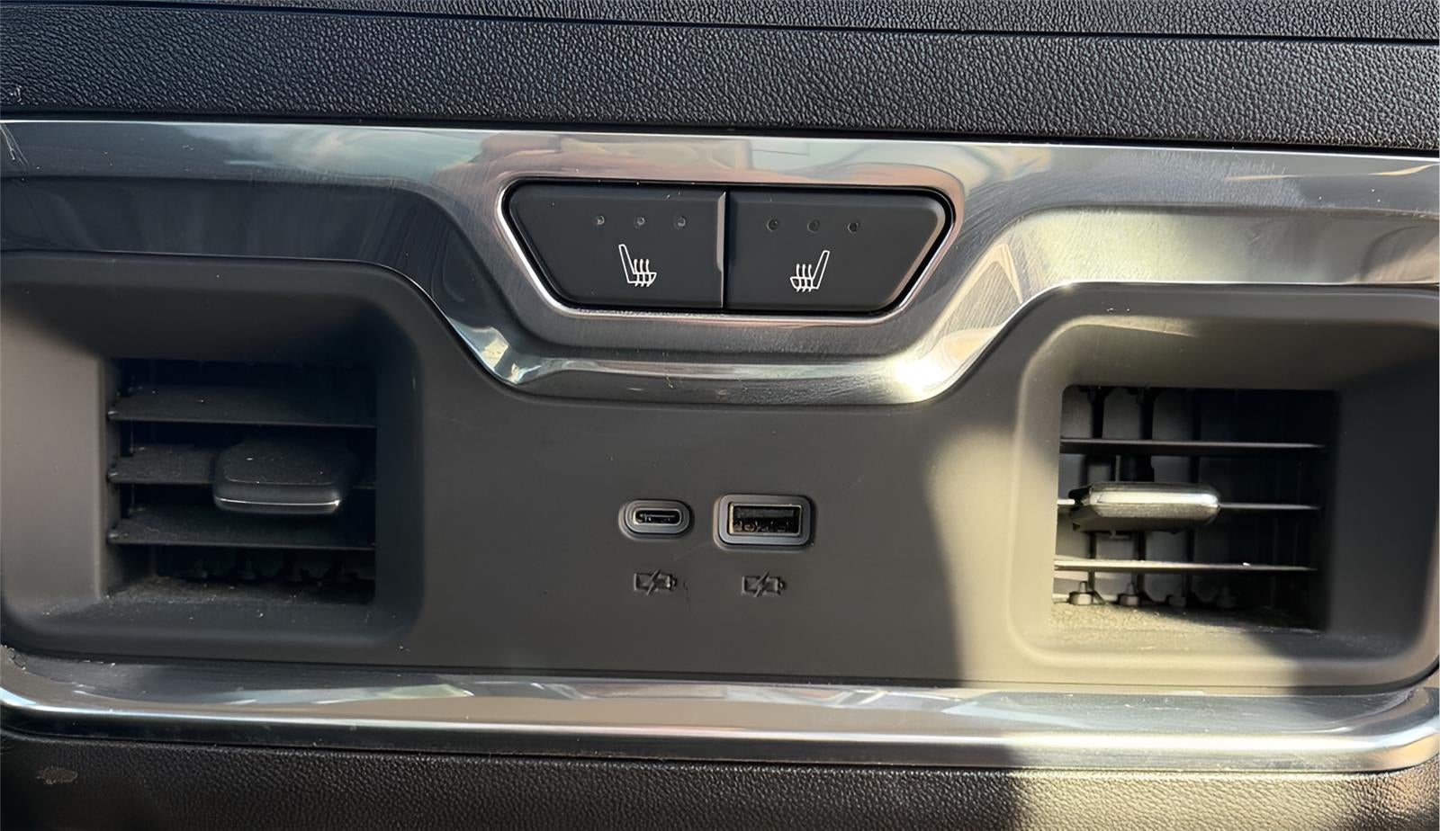 2025 GMC Sierra 1500 4WD Crew Cab Short Box SLT