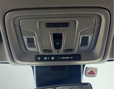 2025 GMC Sierra 1500 4WD Crew Cab Short Box SLT